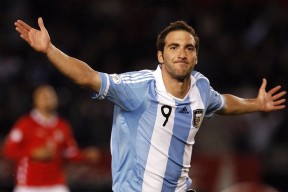 杨瀚森入选NBA首轮刷新中国男篮球员选秀历史新纪录，nba中国男篮球员名单