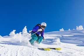 女篮主教练采访中强调细节决定比赛成败引发热烈讨论，女篮球队教练